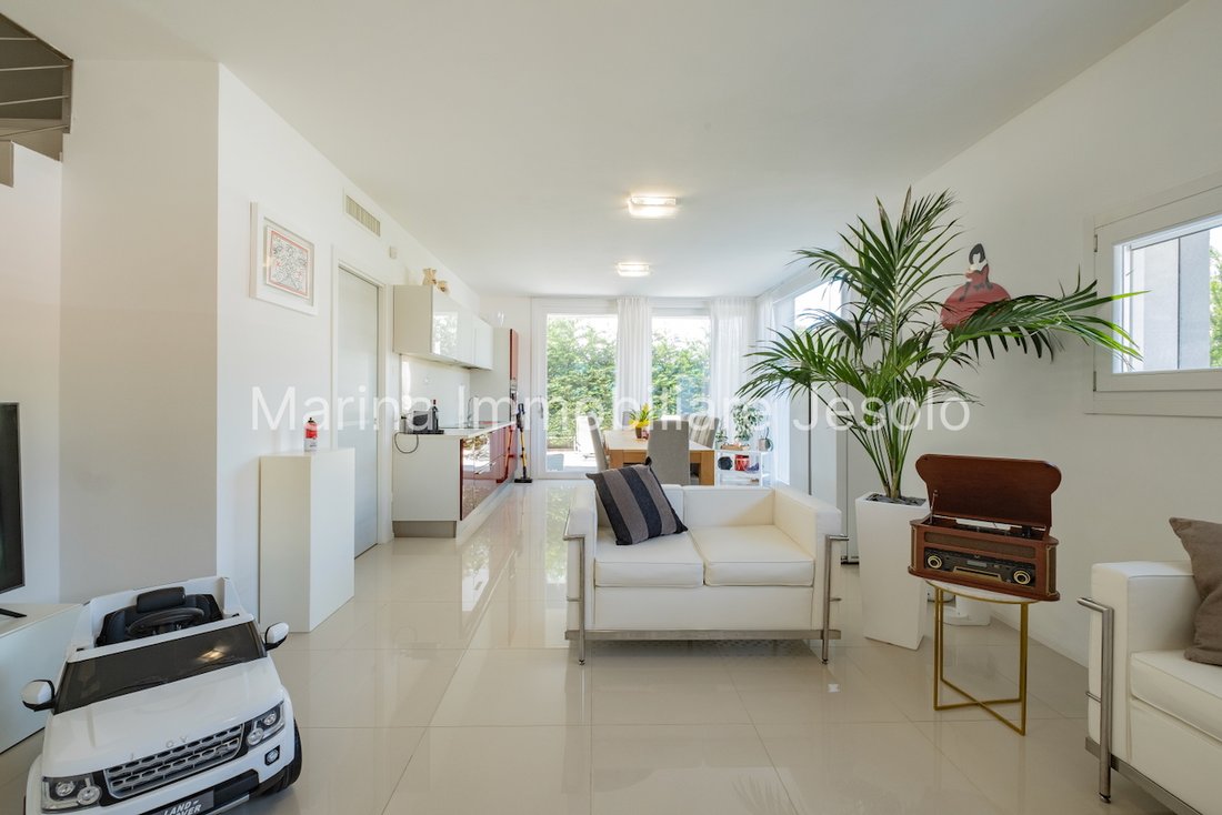 House in Lido di Jesolo, Jesolo, Veneto 3 - 15571778