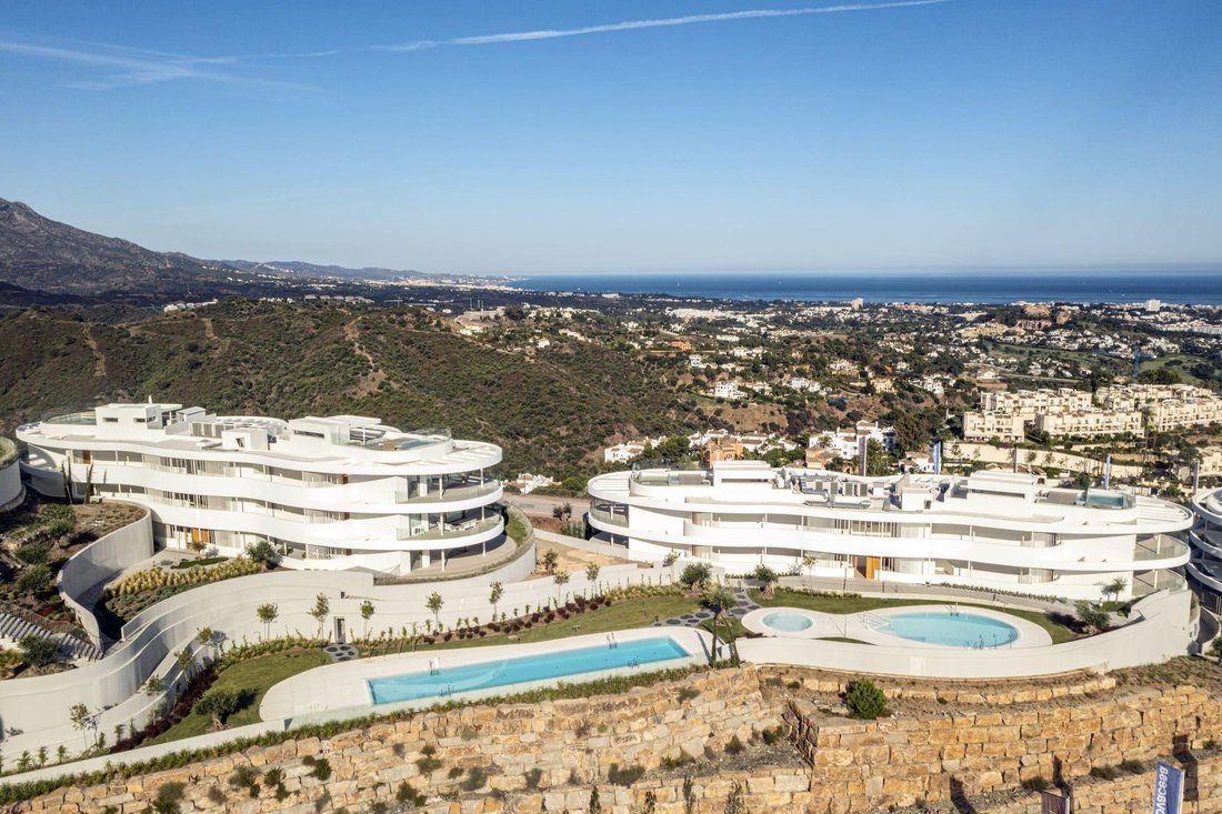 Penthouse in La Quinta, Benahavis, Andalusia 1 - 16023998