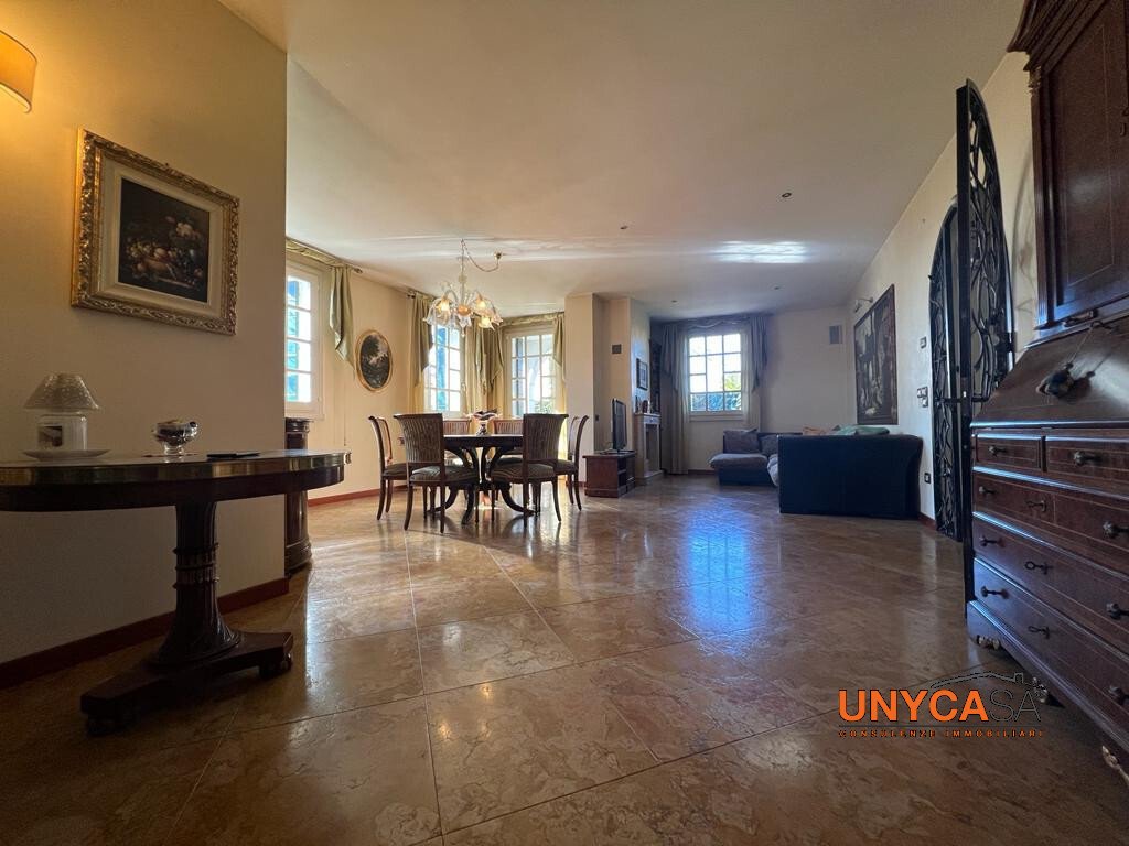 Villa in Cervarese Santa Croce, Veneto, Italy 2 - 13408147