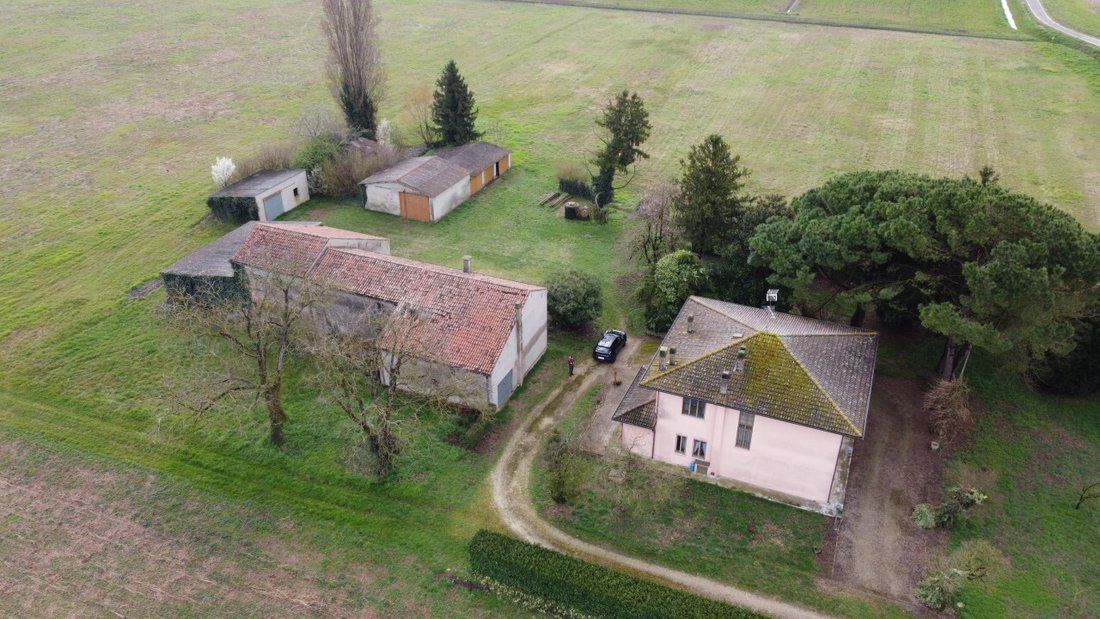 House in Boara Pisani, Veneto, Italy 1 - 15392551