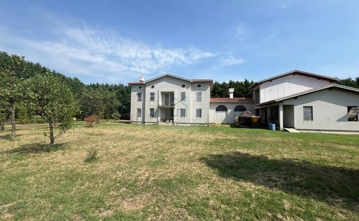 Villa in Eraclea Mare, Veneto, Italy 1
