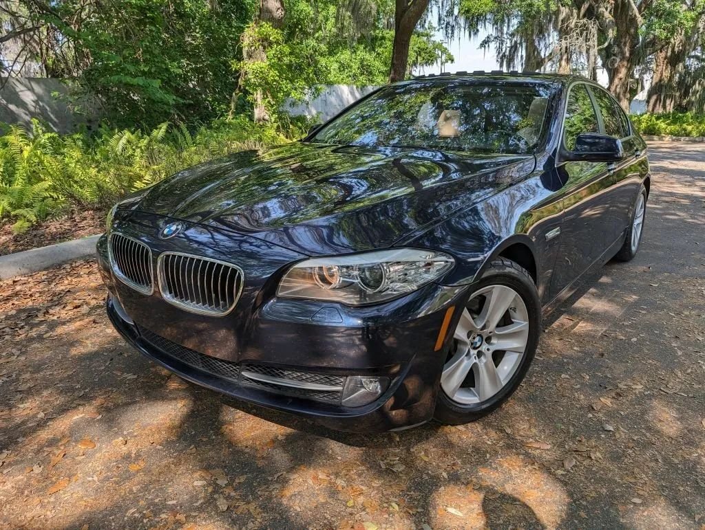 Sedan in Tampa, FL, United States 1 - 16022285