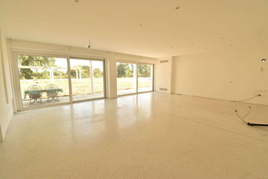Villa in Veggiano, Veneto, Italy 5 - 15566125