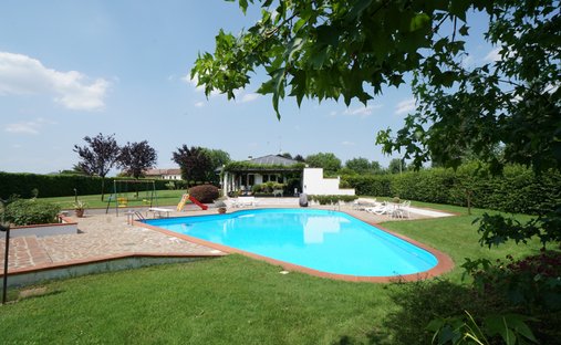 Villa in Arcole, Veneto, Italy 1