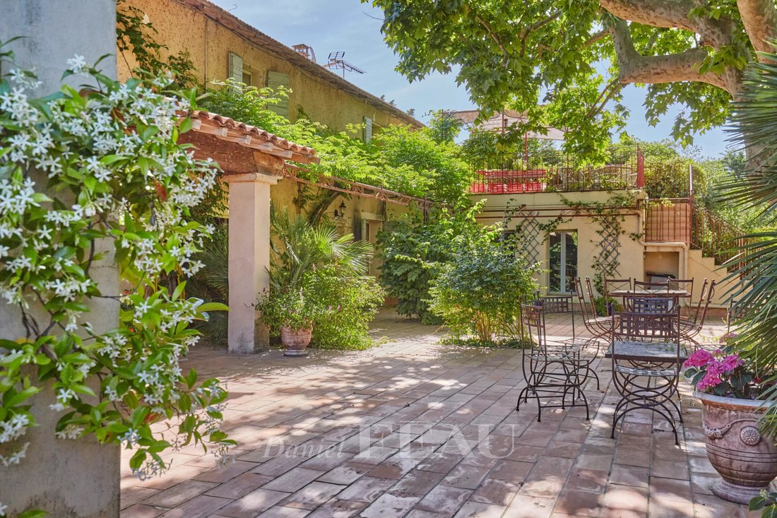 Casa de Campo en Arles, Provenza-Alpes-Costa Azul, Francia 5 - 16021589