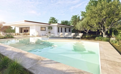 Villa in Manerba del Garda, Lombardy, Italy 1
