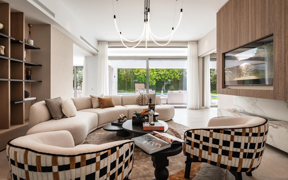 Villa in Estepona, Andalusia, Spain 4 - 16024530