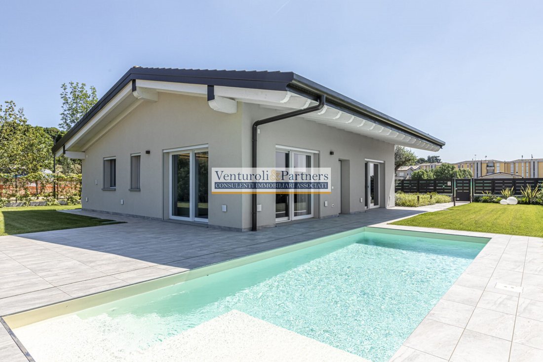 Villa in Entroterra, Desenzano del Garda, Lombardy 5 - 16006159
