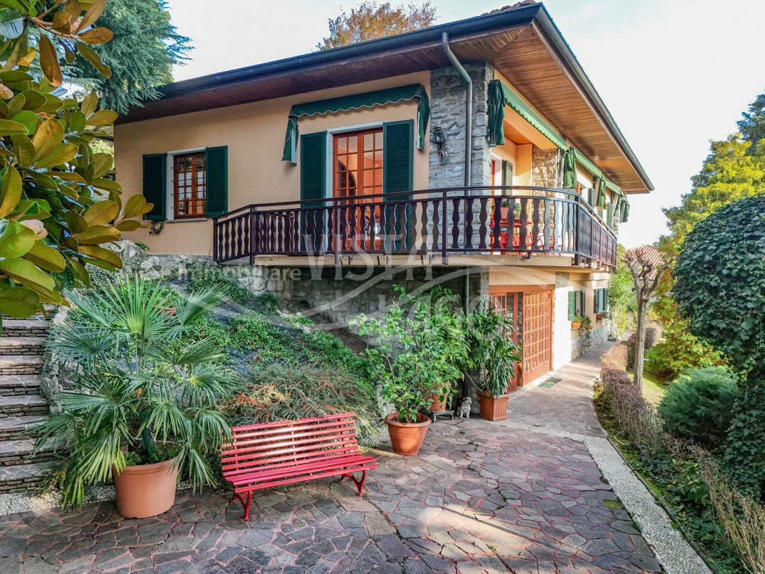 Villa in Proserpio, Lombardy, Italy 4 - 14843347