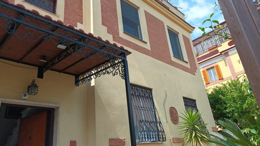Villa in Pigneto, Rome, Italy 2 - 15560953