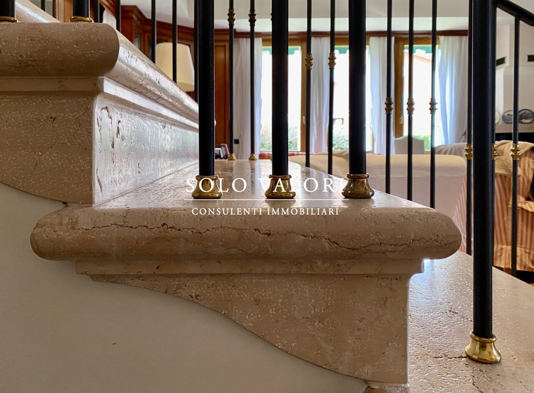 Villa in Castelfranco Veneto, Veneto, Italy 5 - 12397239