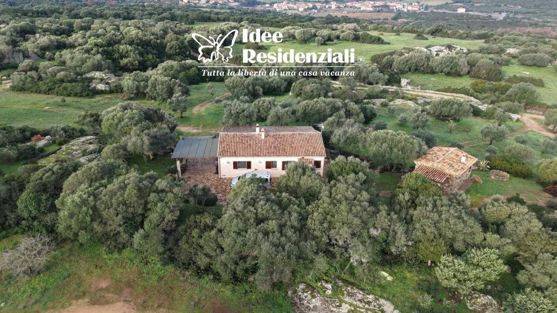 Villa in Luogosanto, Sardinia, Italy 5 - 14296501