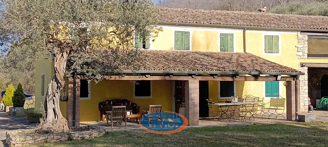 Villa in Lozzo Atestino, Veneto, Italy 2 - 15314412