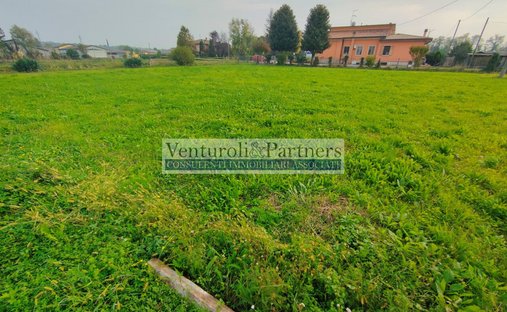 Castle for Sale in Sant'Antonio, Tuscany, Italy