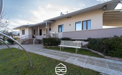 Villa in Malo, Veneto, Italy 1