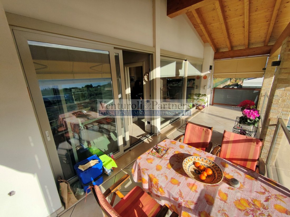 Villa in Hill Zone, Padenghe sul Garda, Lombardy 5 - 12471383