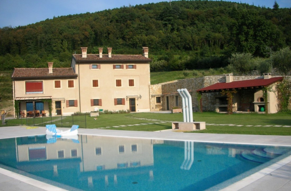 Land in Tregnago, Veneto, Italy 4 - 15968038