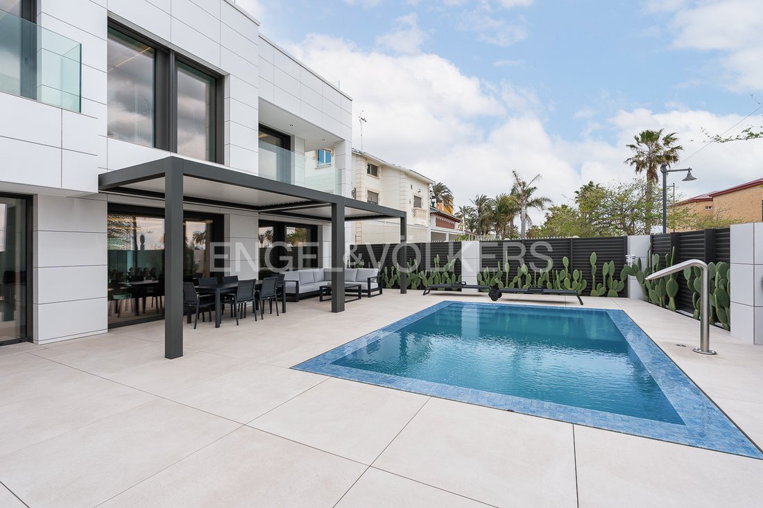House in Playa De La Malvarrosa, Poblats Maritims, Valencia 2 - 16023582