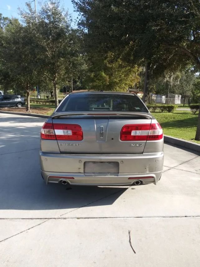 Sedan in Tampa, FL, United States 5 - 16022382