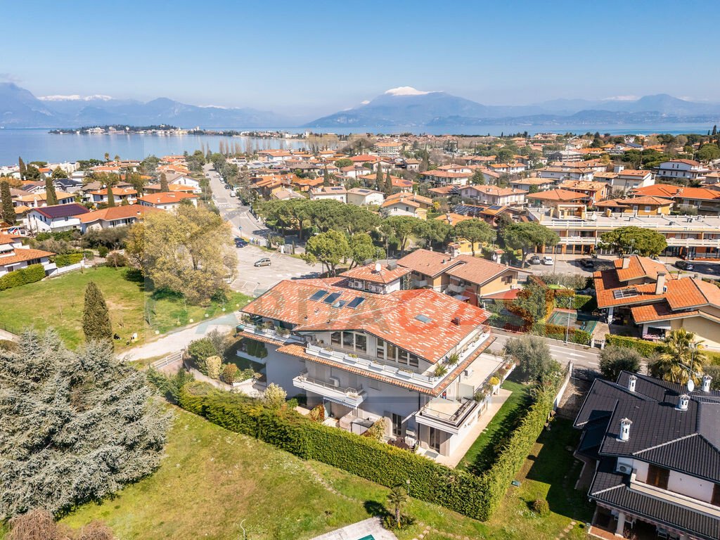 Apartment in Colombare, Sirmione, Lombardy 1 - 15392578