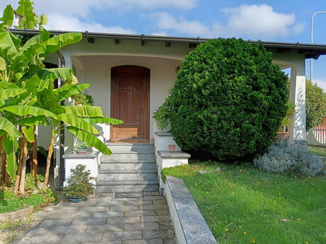 Villa in Motta Visconti, Lombardy, Italy 1 - 14890625