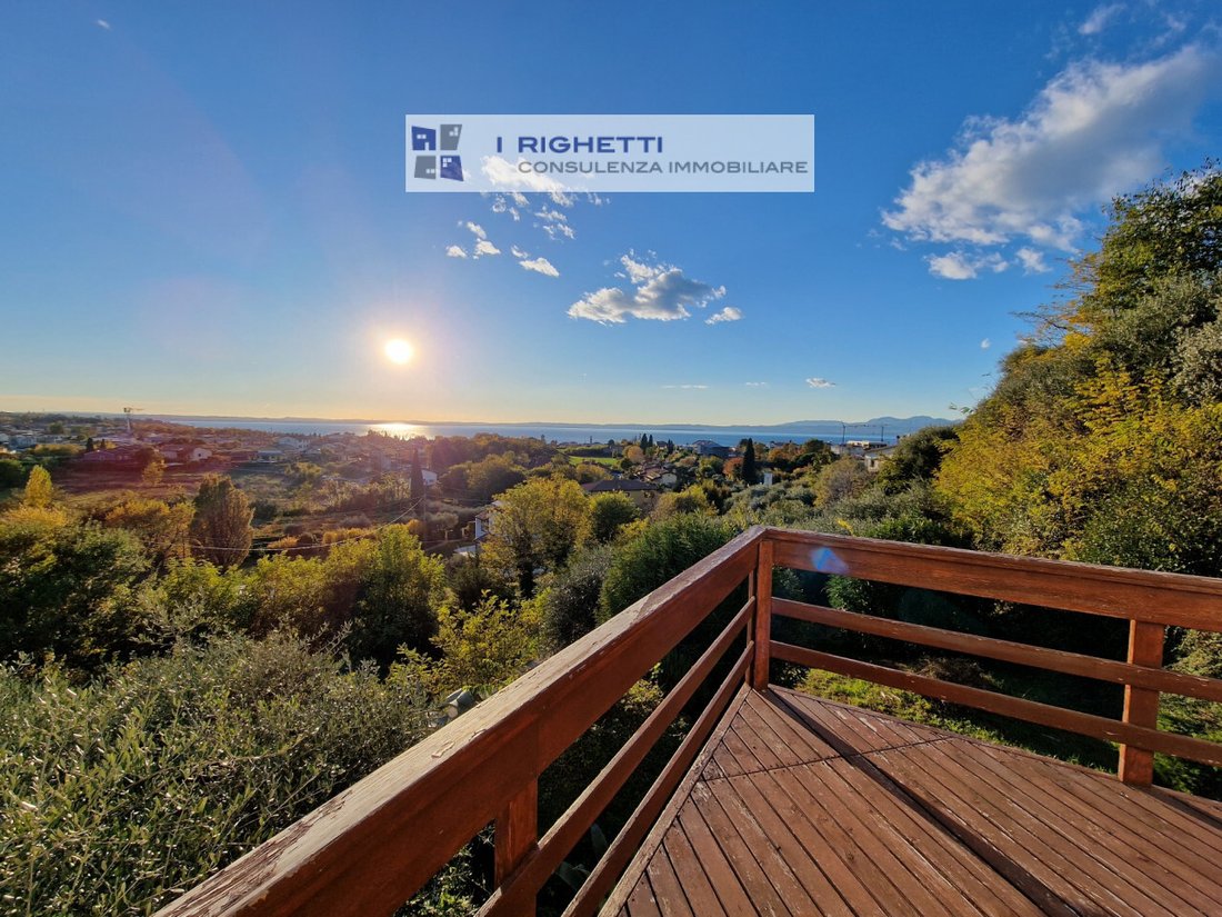 Villa in Lazise, Veneto, Italy 1 - 15700870