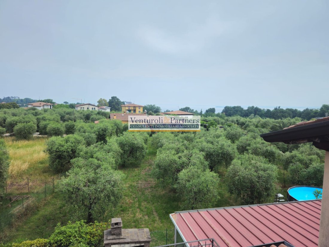 House in Manerba del Garda, Lombardy, Italy 2 - 15712615