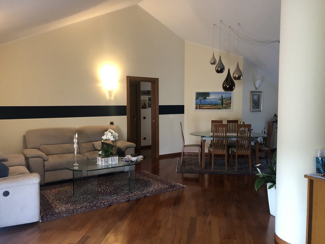 House in Vanzago, Lombardy, Italy 5 - 14572617