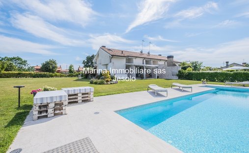 Villa a Jesolo Paese, Jesolo, Veneto 1