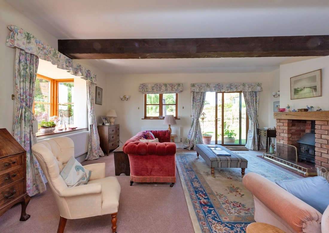 House in Martley, England 2 - 16021574