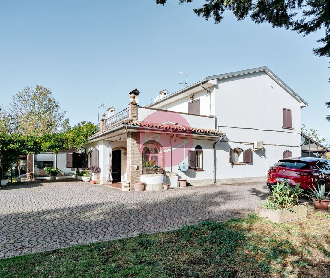 House in Santarcangelo di Romagna, Emilia-Romagna, Italy 5 - 13513600