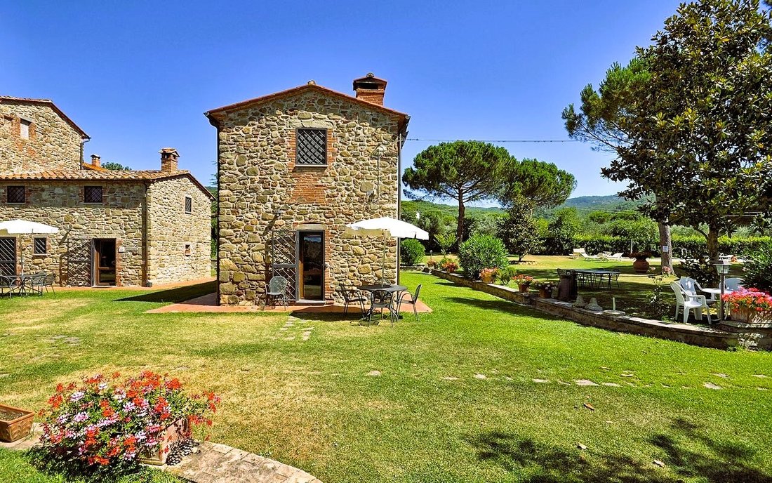 House in Tuoro sul Trasimeno, Umbria, Italy 2 - 14014810