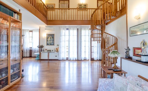 Maison à Saint Ruffillo - Zone Toscane, Bologne, Émilie-Romagne 1