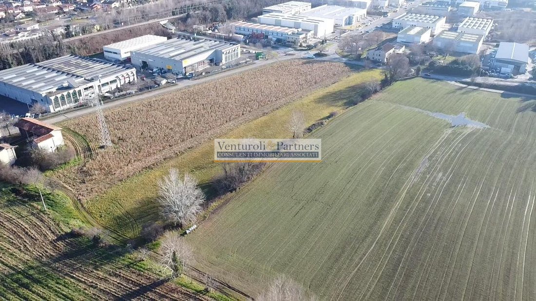 House in Rivoltella, Desenzano del Garda, Lombardy 1 - 14374639