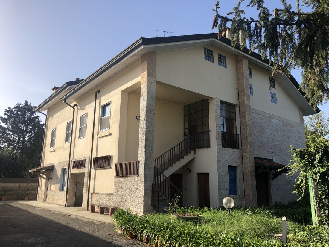 House in Vanzago, Lombardy, Italy 1 - 14572617