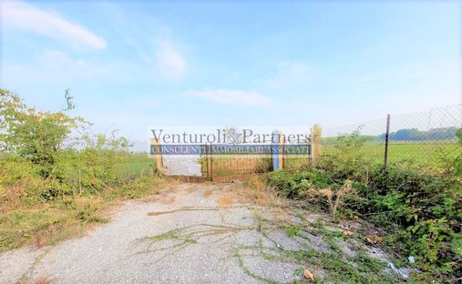 Land in Castiglione delle Stiviere, Lombardy, Italy 1