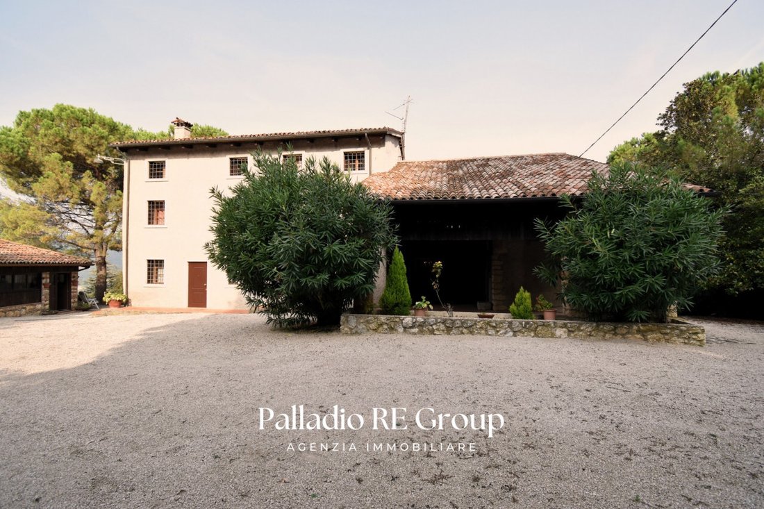 Villa in Ignago-Zovo, Veneto, Italy 1 - 15943579