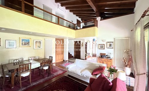 House in Resana, Veneto, Italy 1