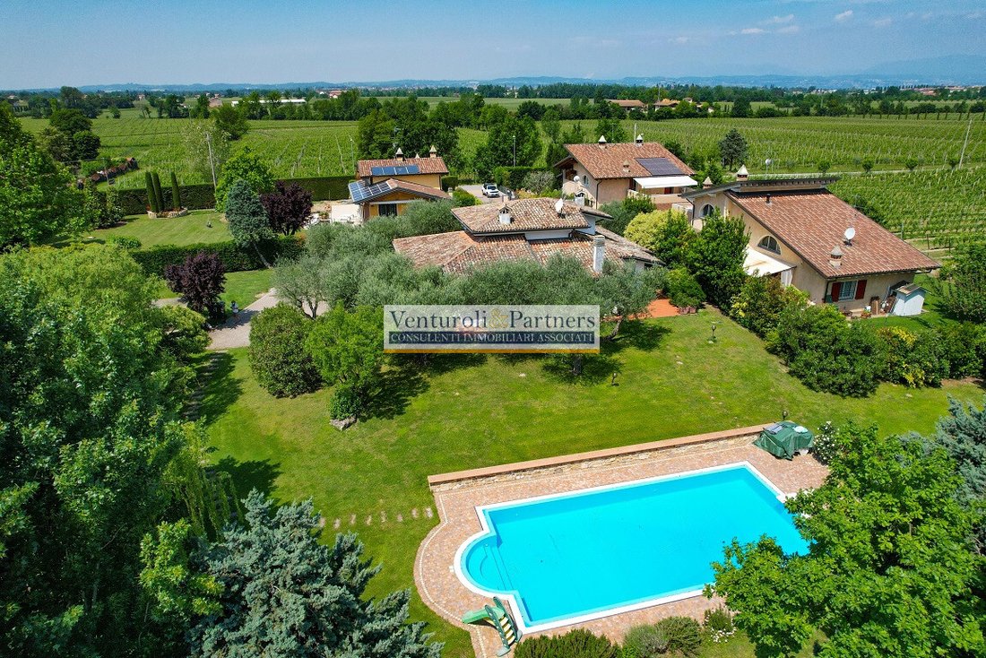Villa in Punta Grò - Chiodi - Rovizza, Sirmione, Lombardy 4 - 15754217