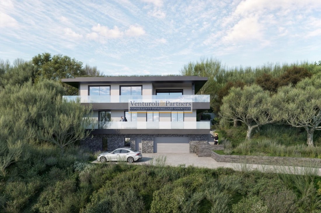 Villa in Hill Zone, Padenghe sul Garda, Lombardy 1 - 14965856
