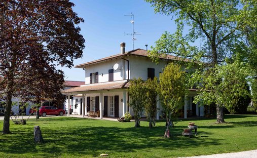 Villa en Cento, Emilia-Romaña, Italia 1