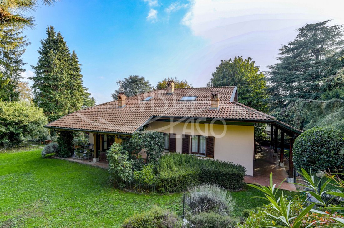 Villa in Proserpio, Lombardy, Italy 3 - 14843342