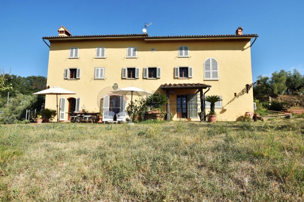 Villa in Pistoia North, Pistoia, Tuscany 1 - 13280065
