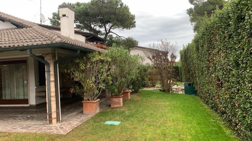 Villa in Isola Albarella, Veneto, Italy 2 - 13413006