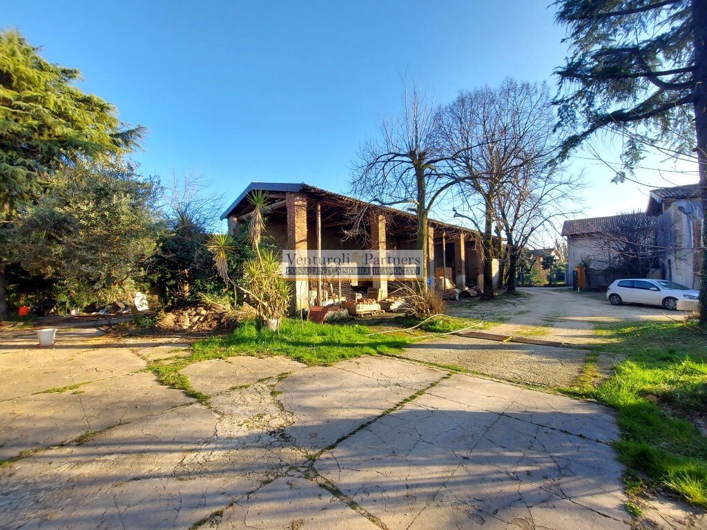 House in San Zeno Naviglio, Lombardy, Italy 4 - 15346778
