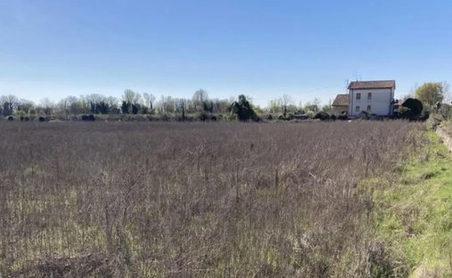 Land in Verona, Veneto, Italy 1