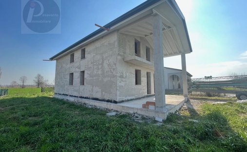 House in Villafranca Padovana, Veneto, Italy 1