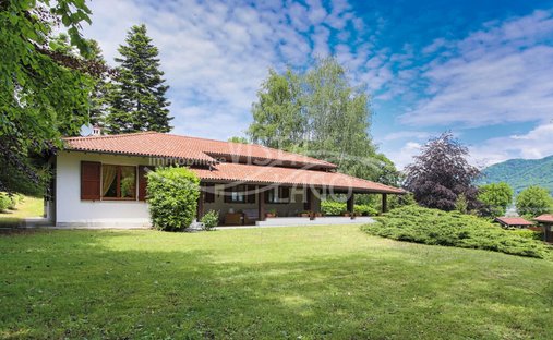 Villa a Centro Valle Intelvi, Lombardia, Italia 1