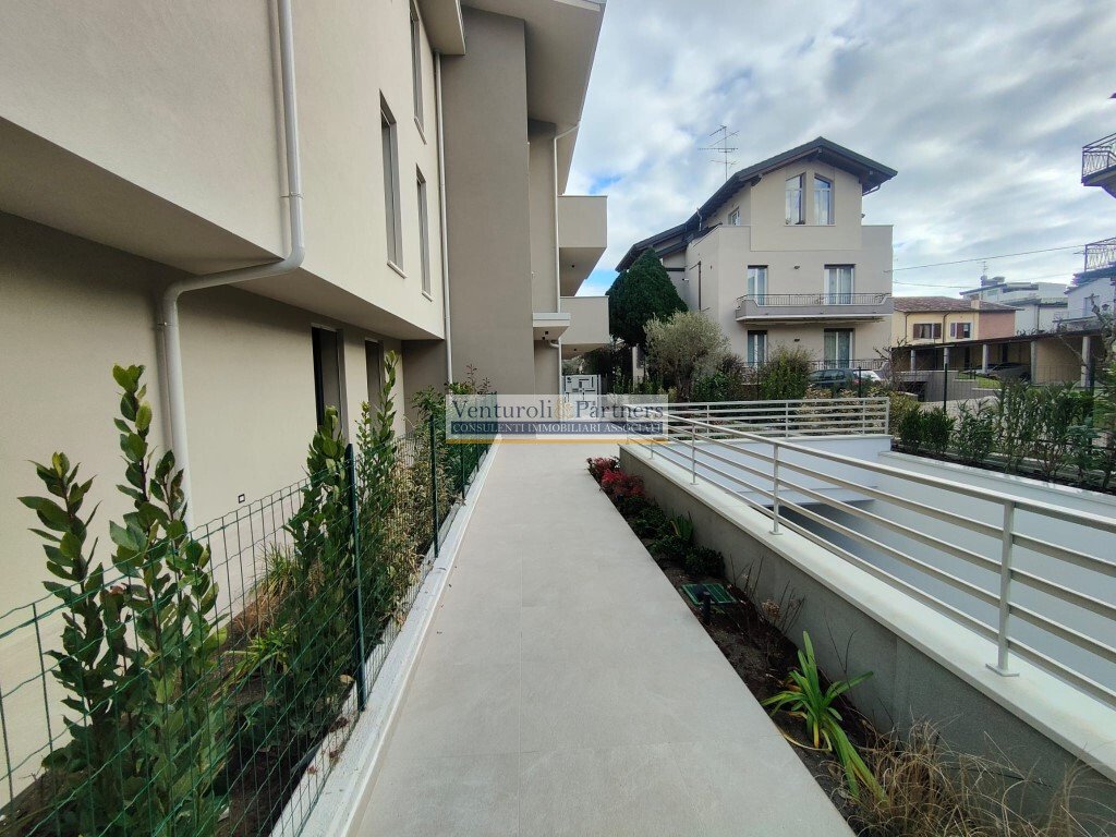 Apartment in Desenzano Centro, Desenzano del Garda, Lombardy 5 - 14448402