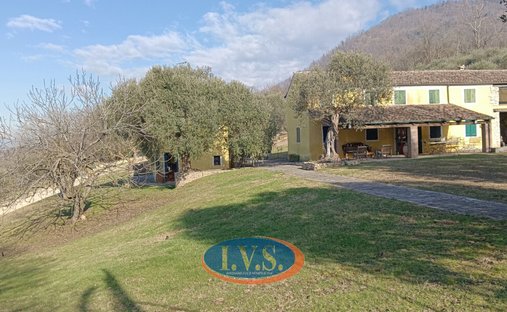 Villa in Lozzo Atestino, Veneto, Italy 1
